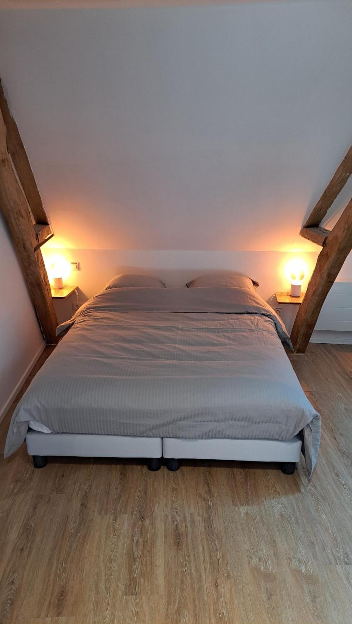 Les Petits Greniers Apartment Jonquières Екстериор снимка